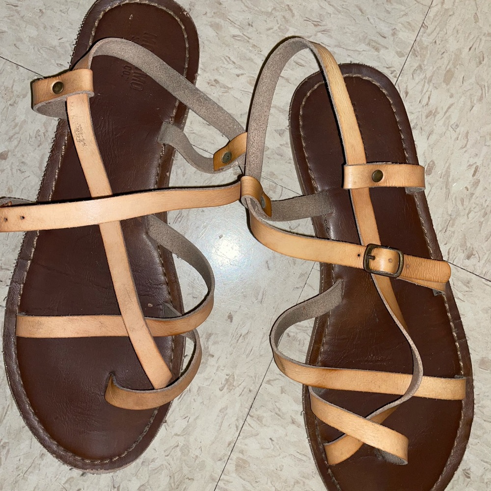 Mossimo Supply Co. yellow/tan sandals